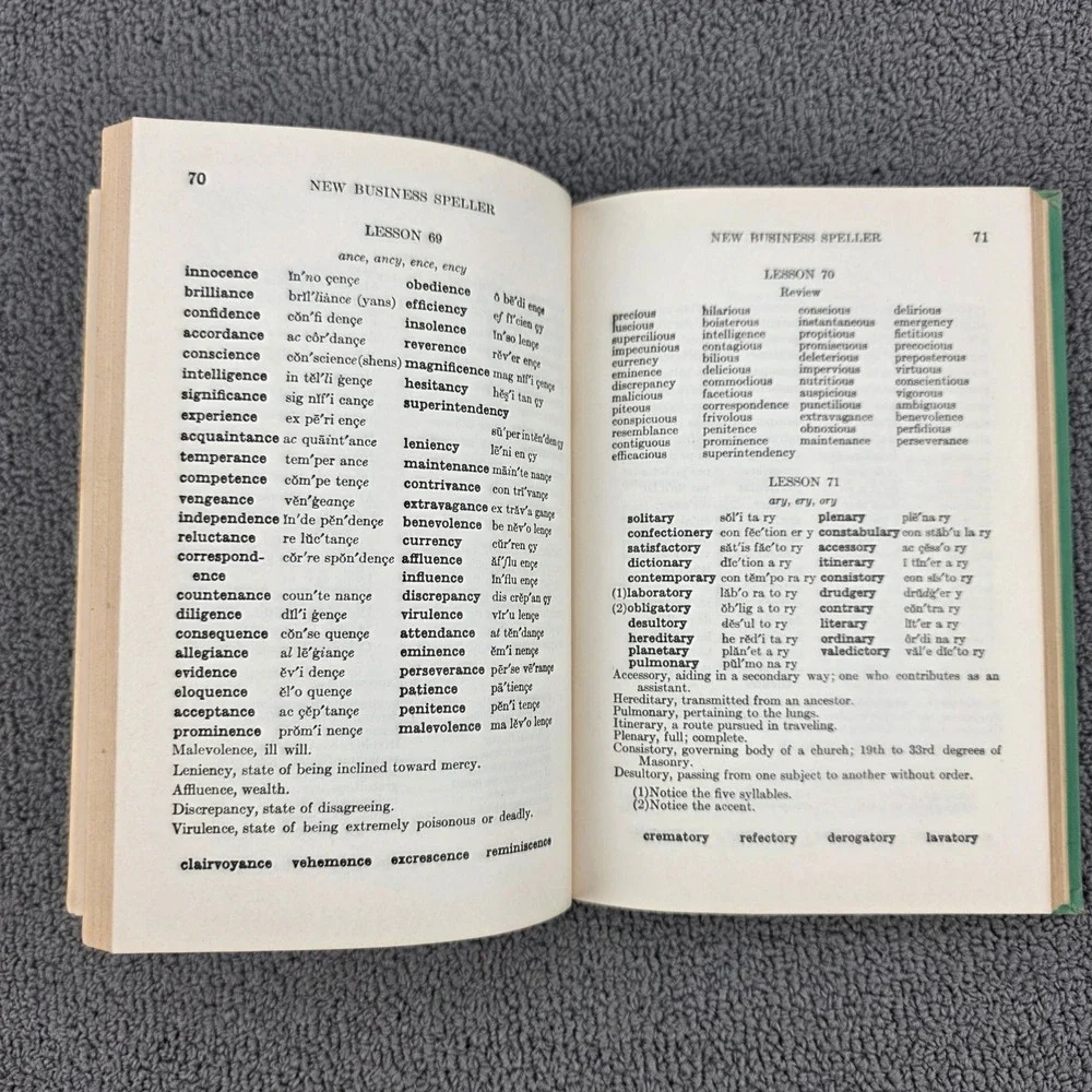 New Business Speller Book Lyons and Carnahan Green Vintage 1938 Hardcover
